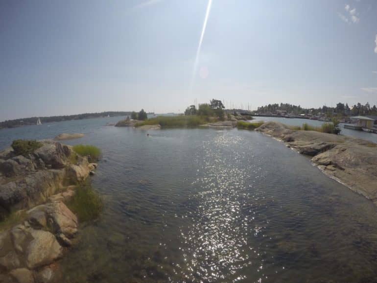 Entspannen und Sonne tanken am letzten Morgen in Arkösund.