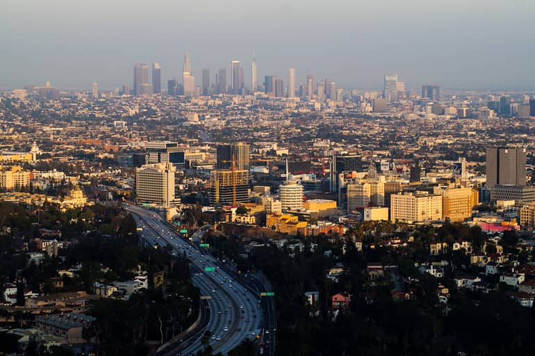 Da lohnt sich der Weg: Der Ausblick vom Mulholland Drive auf L.A.