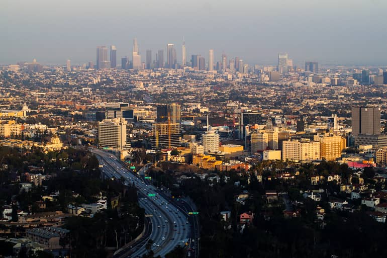 Da lohnt sich der Weg: Der Ausblick vom Mulholland Drive auf L.A.