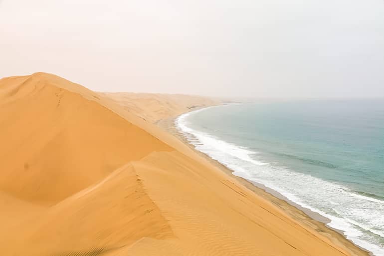 Diesen besonderen Anblick findet Ihr nur im Namib-Naukluft-Park. 