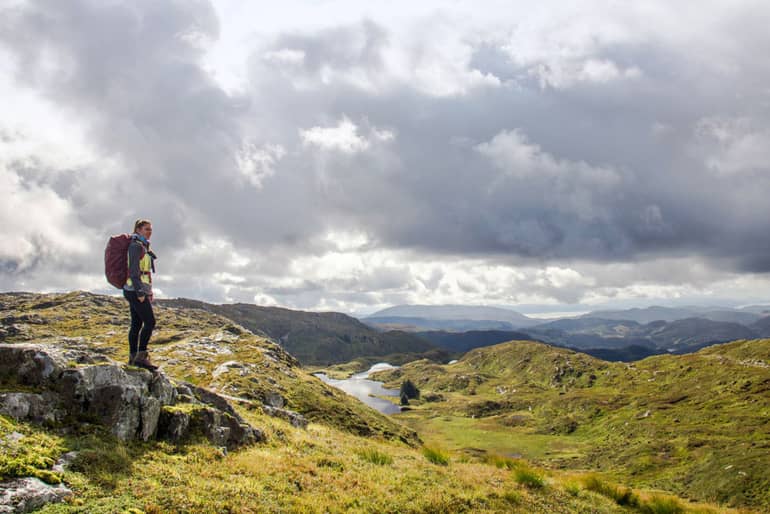 Auf der Vidden-Wanderung bieten sich dir überall tolle Ausblicke in malerischer Landschaft!