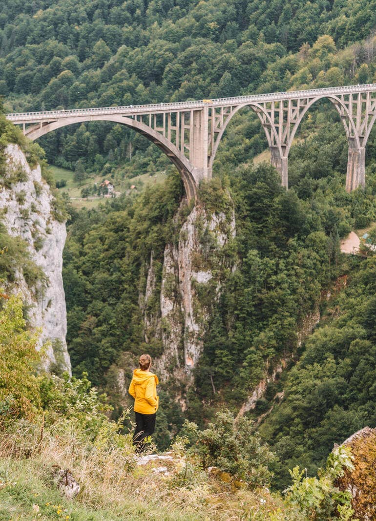 Von der Brücke kannst du übrigens auch einen Bungeejump machen!