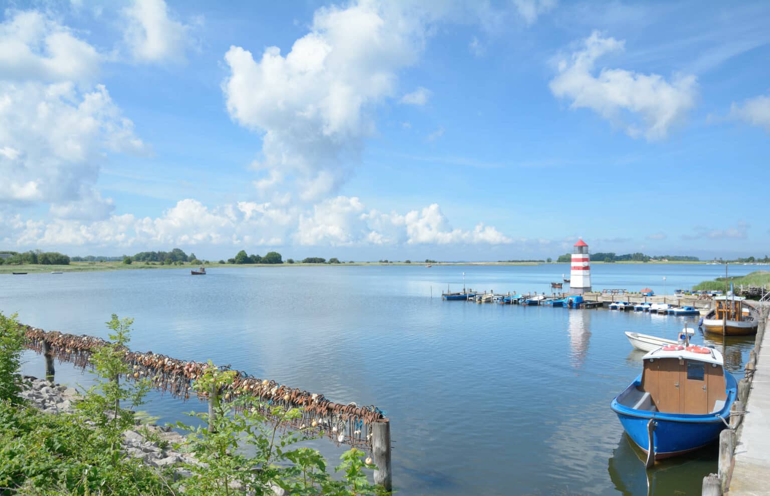 Der Leuchtturm ist das am häufigsten fotografierte Fotomotiv auf Ummanz. Foto: © iStock - eurotravel