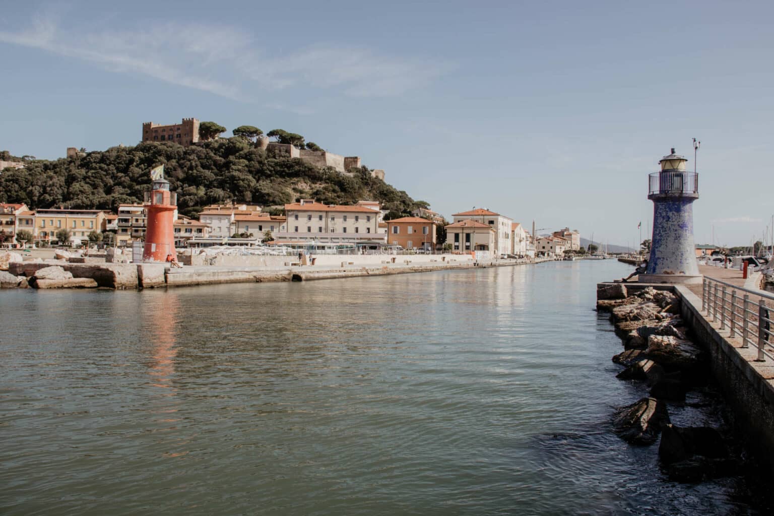 Über Castiglione della Pescaia thront die mittelalterliche Burg.