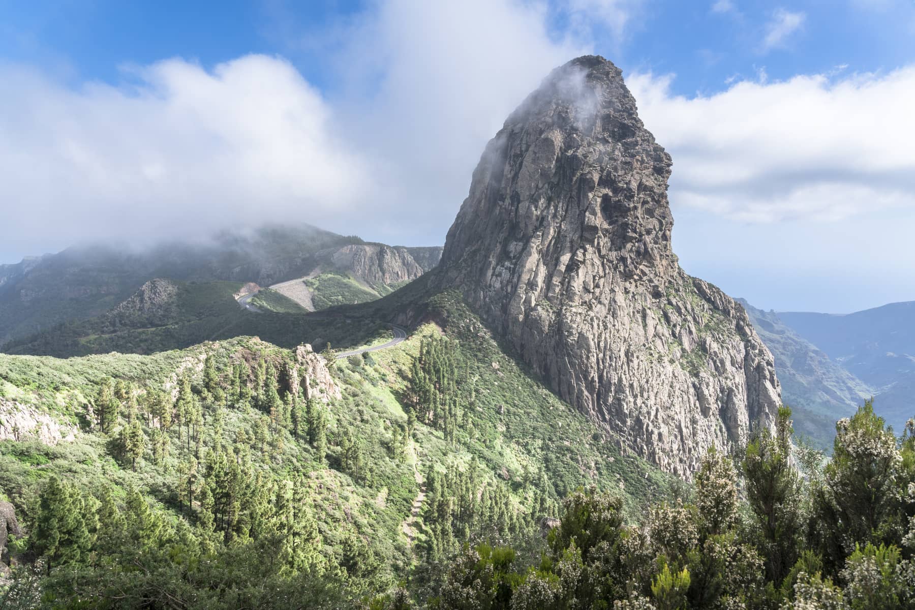 Wandern auf La Gomera: 8 Routen für dein Abenteuer