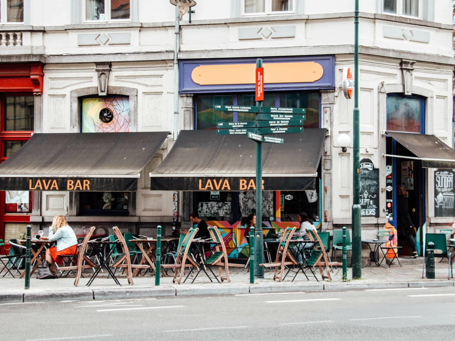 Nach einem anstrengenden Tag voller Sehenswürdigkeiten und Shopping findet man überall tolle Restaurants für leckeres Essen.