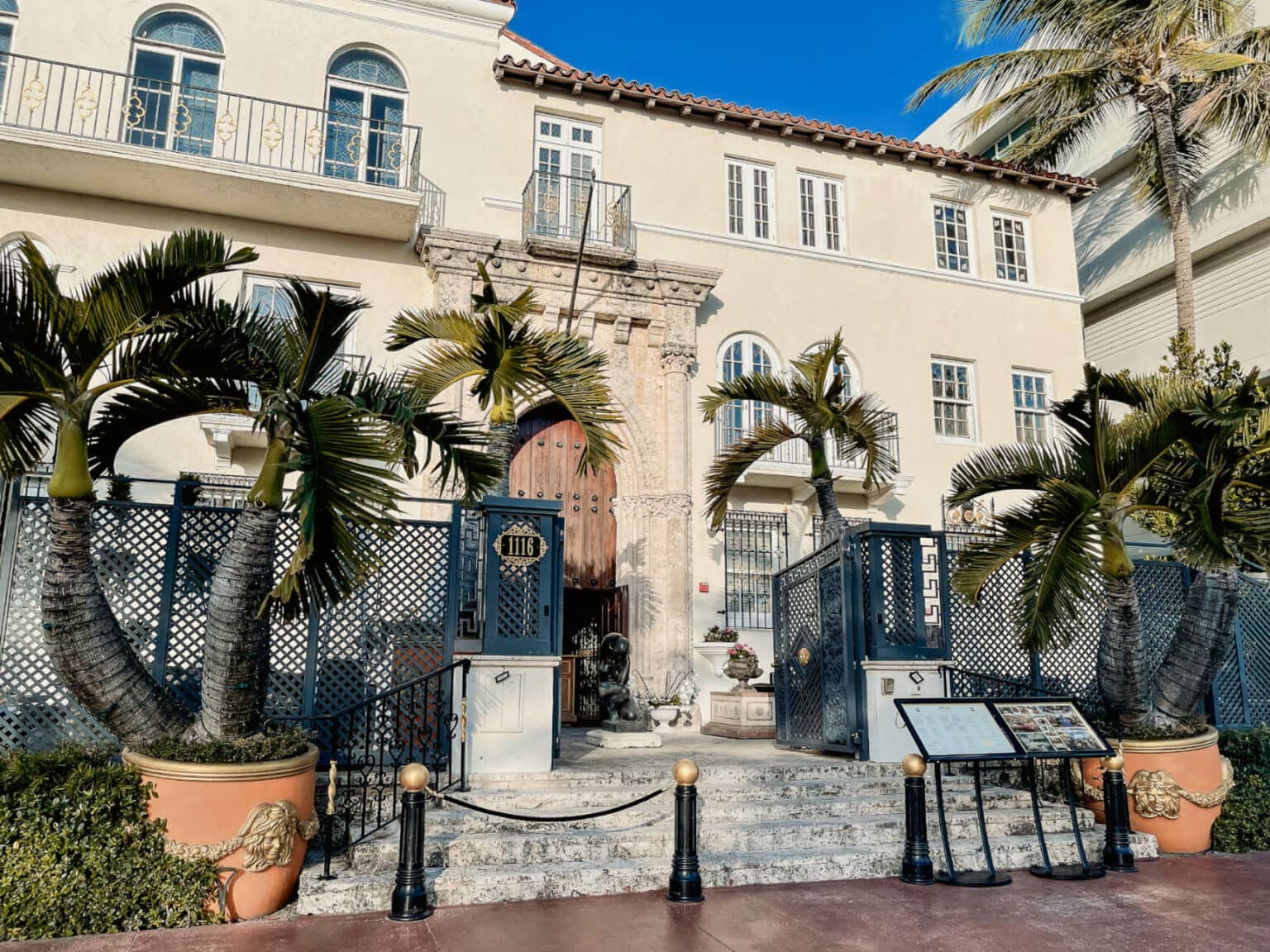 Art dèco-Ambiente und vielseitige Menüs gibt es bei Gianni’s am Ocean Drive.