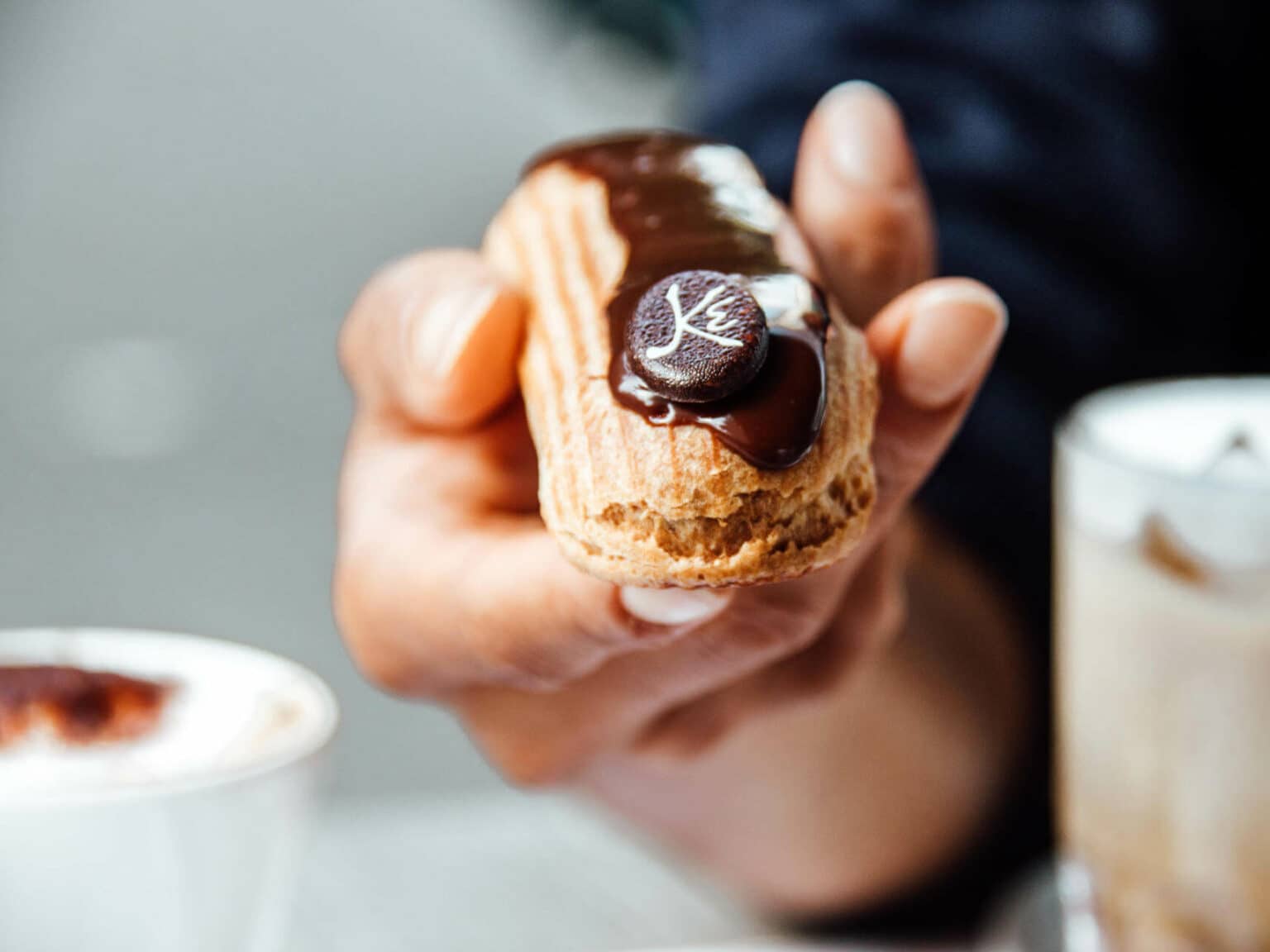 Zu dem besten Essen in Brüssel zählen auch die Eclairs.
