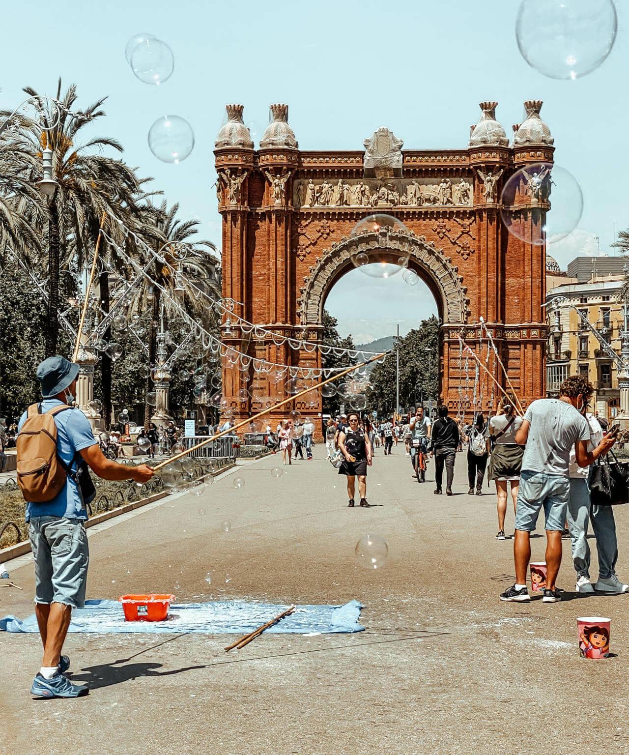 Der Arc de Triomf in Barcelona ist eine besonders schöne Sehenswürdigkeit.