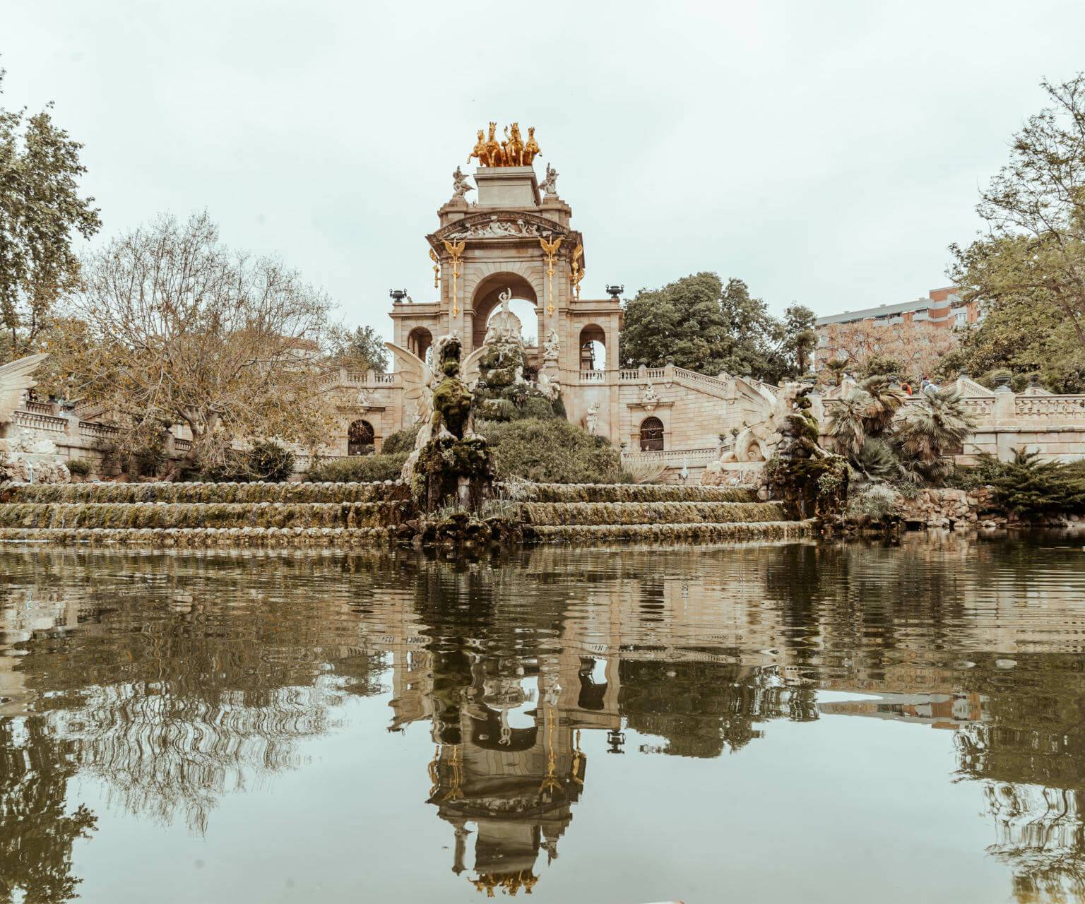 Ein Geheimtipp für die ruhige Pause zwischen den beschäftigten Sehenswürdigkeiten von Barcelona: der Parc de la Ciutadella.