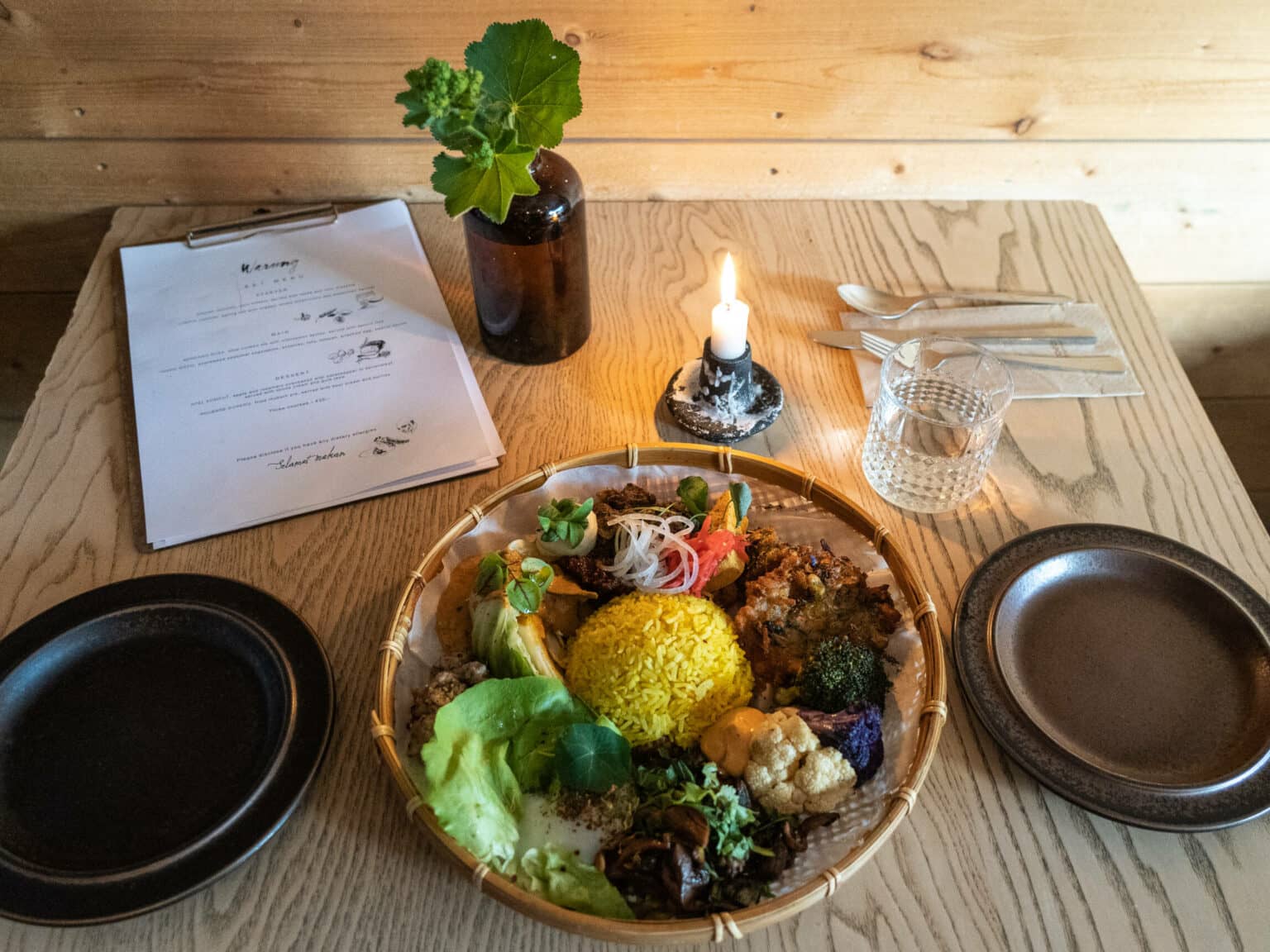 Die schwedische Küche hat auch Elchragout in fancy zu bieten.