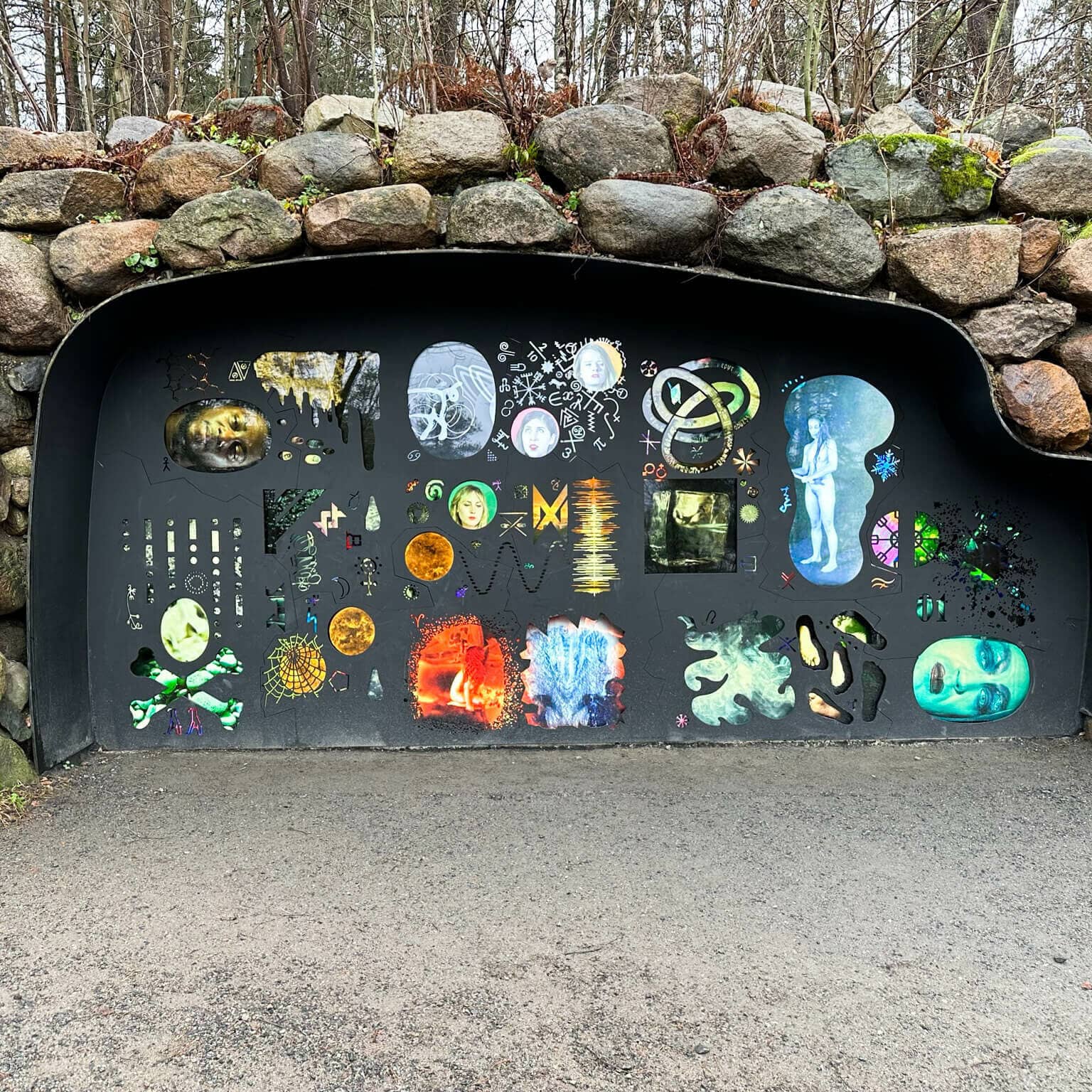 Ein Geheimtipp in Oslo ist der Ekeberg Figurenpark, auf dem sich eine abgefahrene Kunstinstallation befindet.