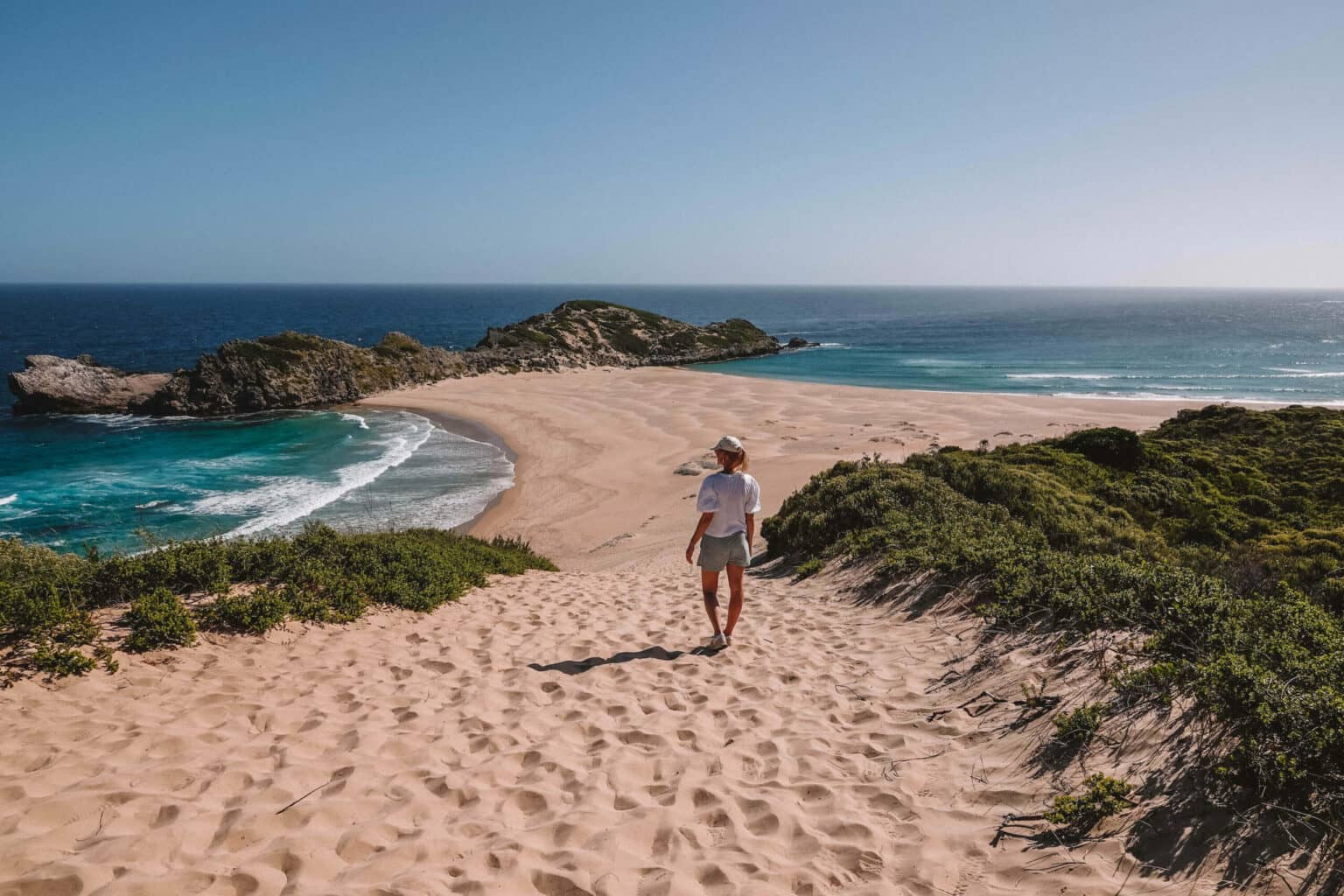 Wandern auf dem Whitsand Trail im Robberg Nature Reserve. 