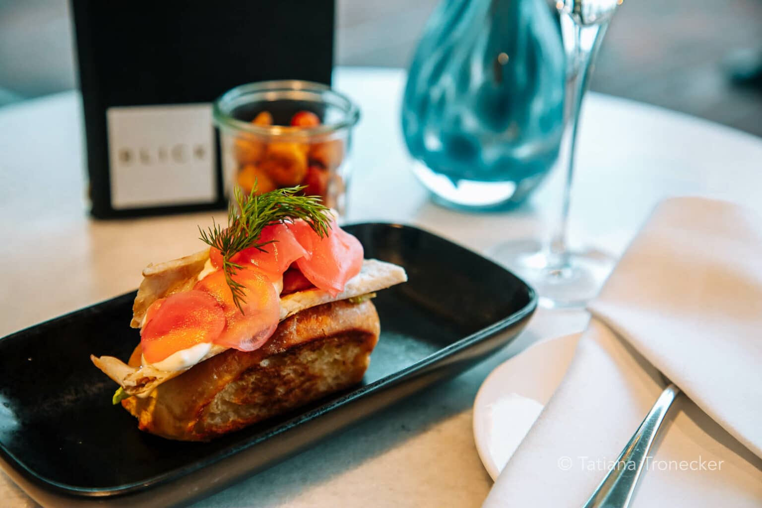 Das etwas andere Fischbrötchen: Brioches in der Blick Bar. 