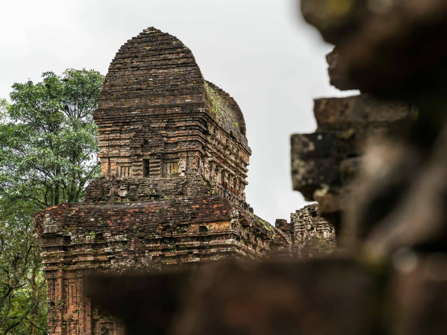 Ein Tempel in der Tempelanlage My Son.