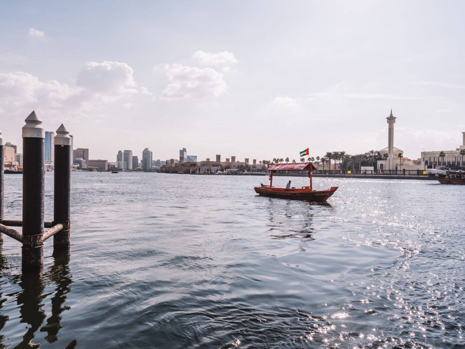 Ein Abra-Boot auf dem Dubai Creek.