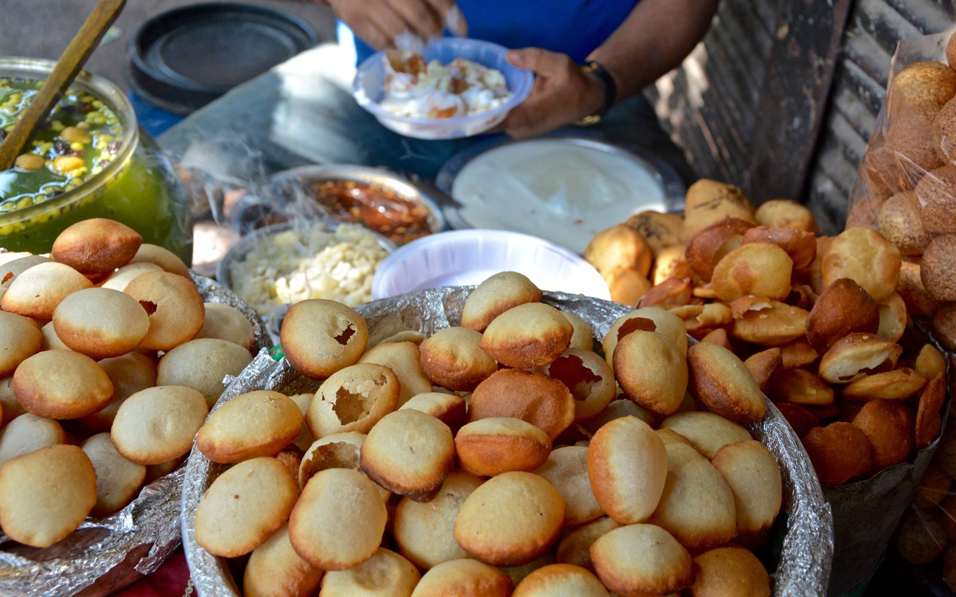 Delhi für die Sinne: Streetfood und mystische Gesänge