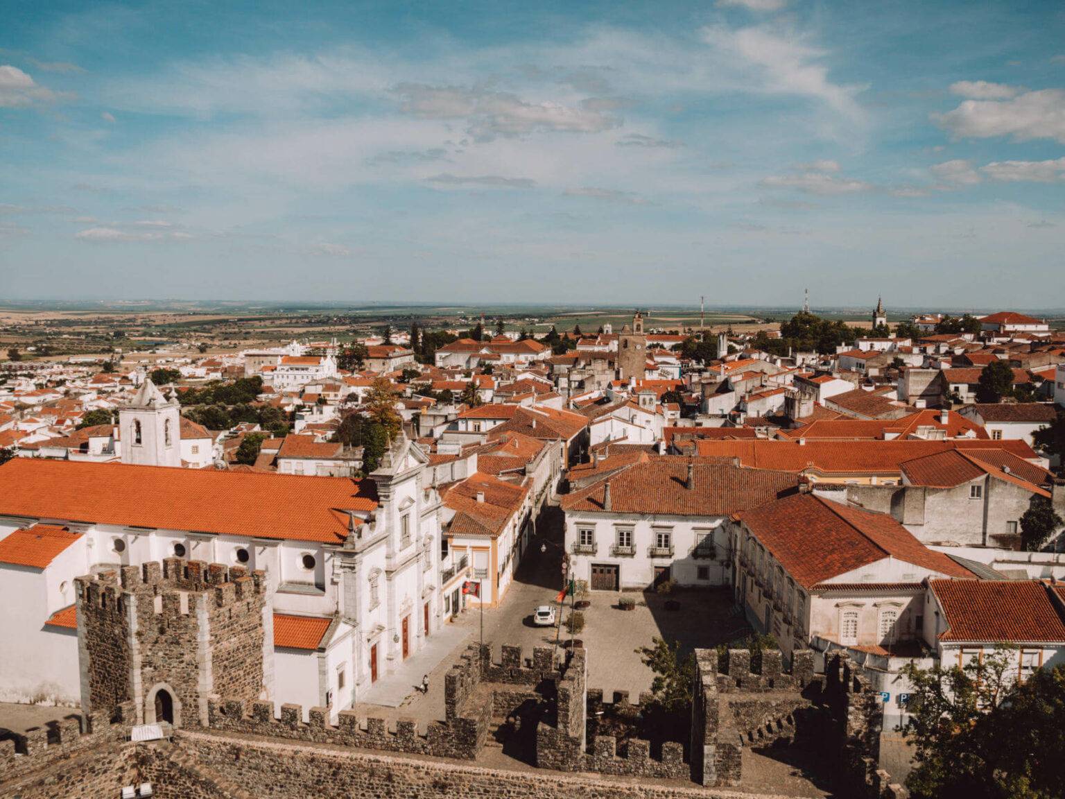 Vom alten Castelo kann man über die gesamte Stadt Beja in Alentejo blicken