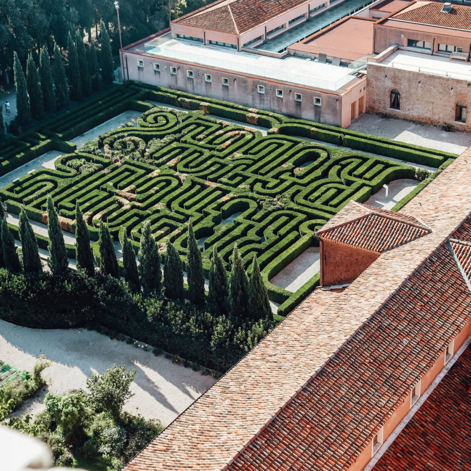 Das Labyrinth im Hof von San Giorgio Maggiore von oben.
