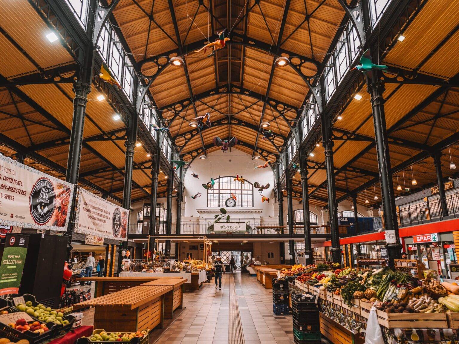 Die Klauzál-Markthalle in Budapest