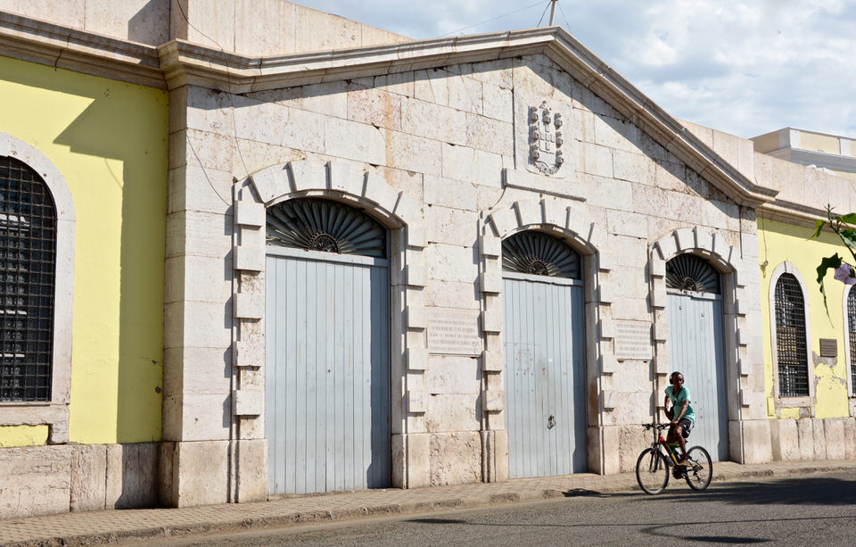 Ein ehemaliges Zollgebäude auf den Kapverden in Sao Vicente Mindelo Centro Cultural