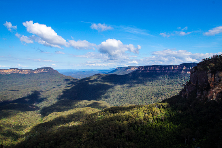 Von der Scenic Skyway Gondel genießt man einen traumhaften Ausblick über die Landschaft der Blue Montains, Australien.