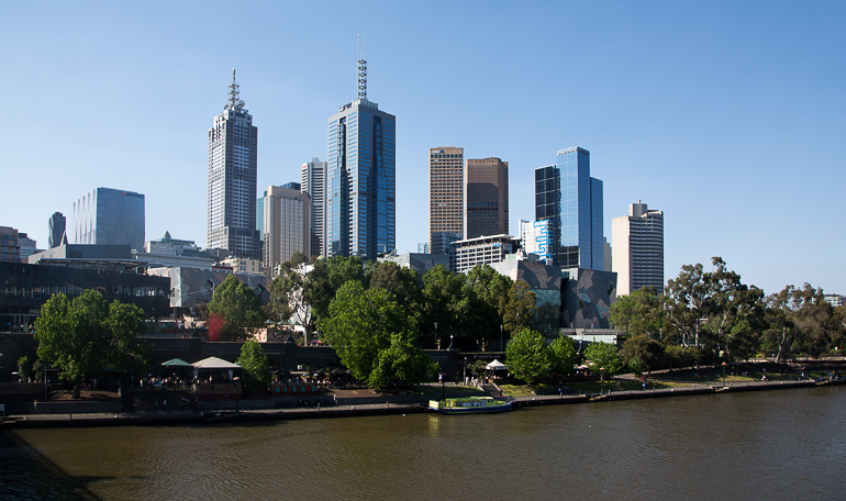 Victoria, Australien: Blick auf die Skyline von Melbourne.