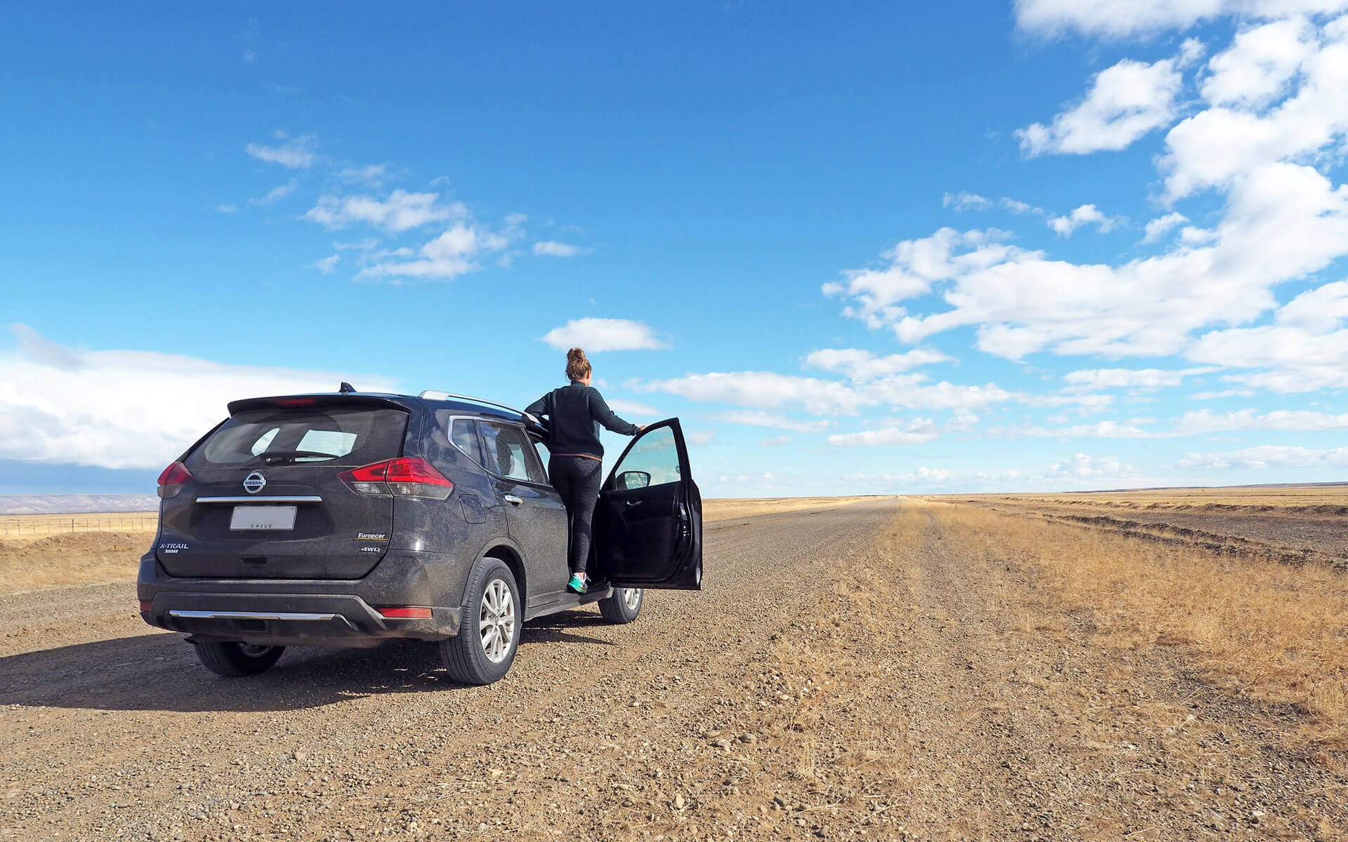 Die einsamen Pisten Argentiniens sind ein Traum für alle Roadtrip-Fans.
