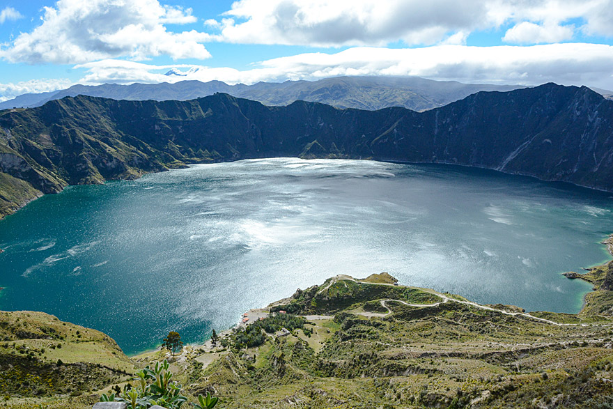 Considered one of the most beautiful spots in Ecuador: the crater lake of the Quilotoa volcano.