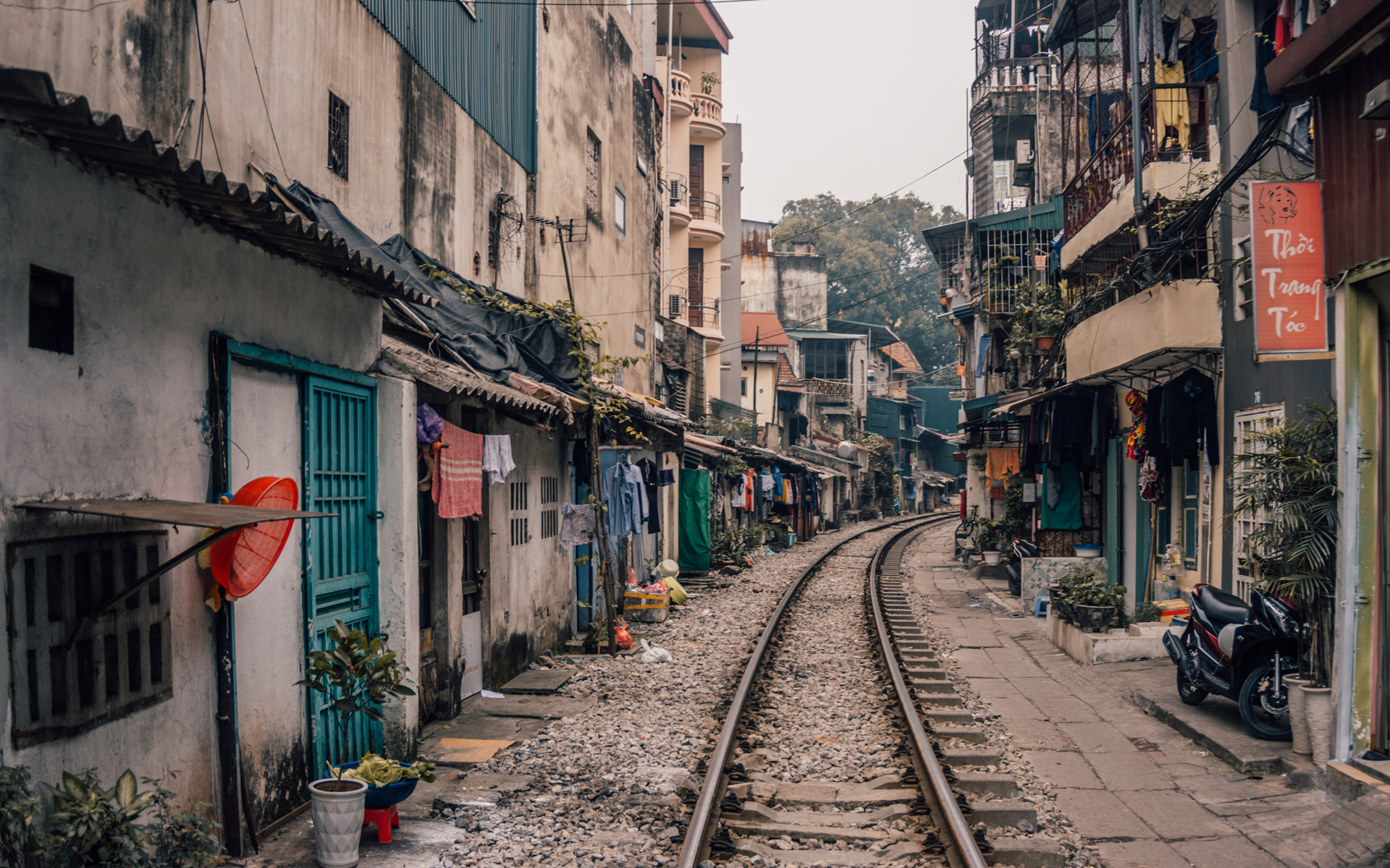 Hanoi, Vietnam: Bahngleise