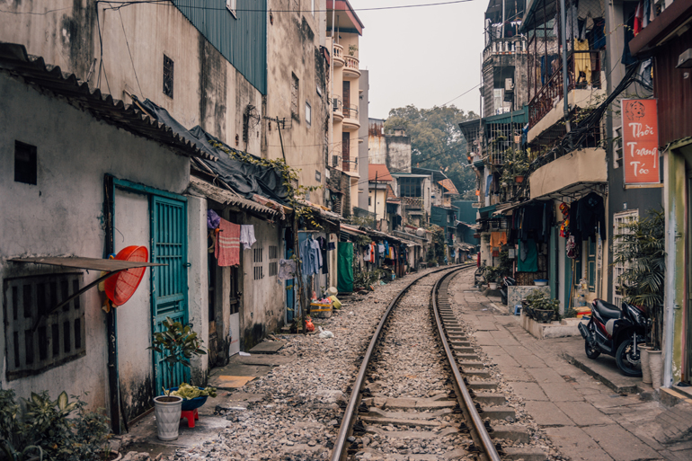 Hanoi, Vietnam: Bahngleise