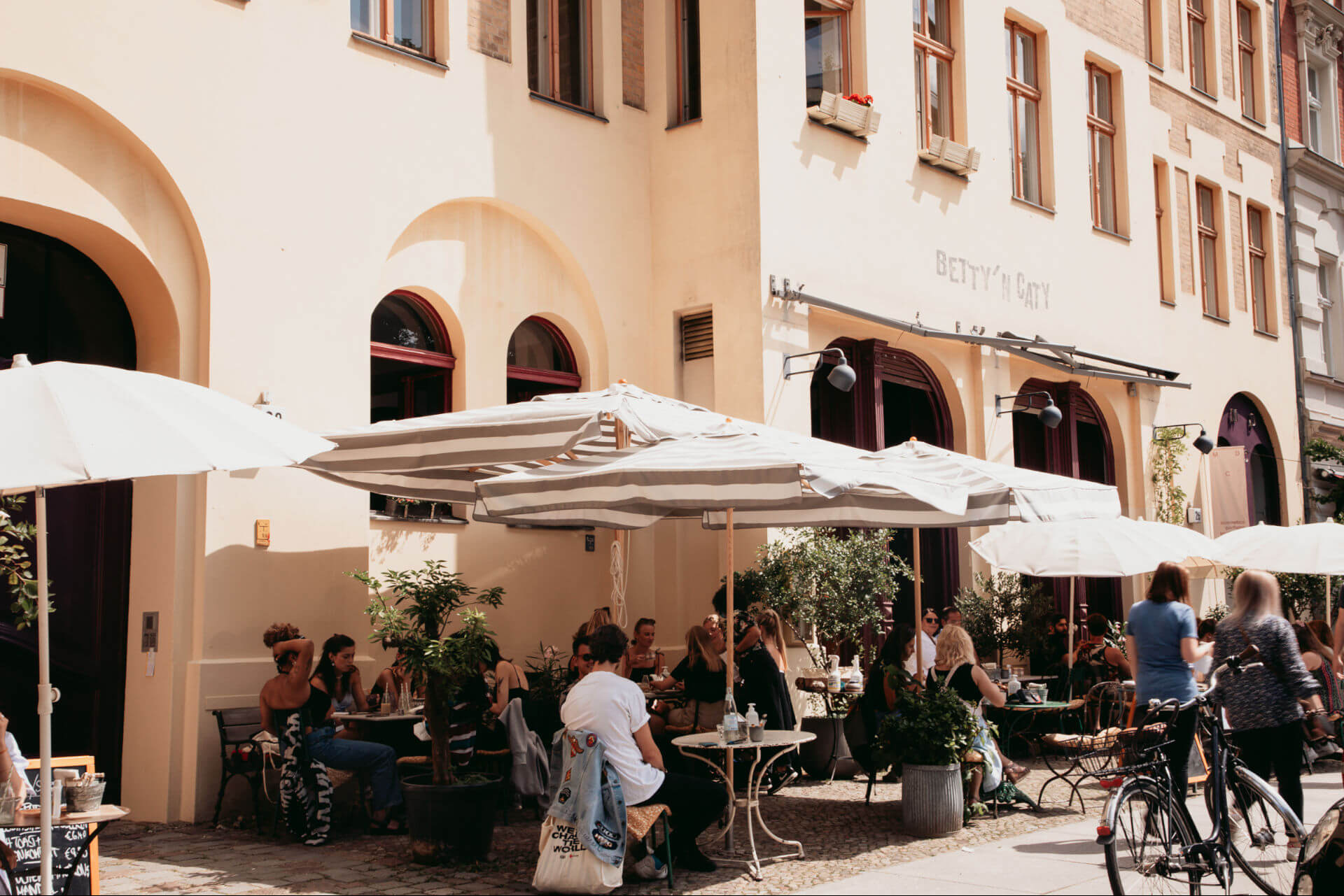 Das Cafe Betty’n Caty ist ein Geheimtipp im Berliner Szeneviertel Prenzlauer Berg.
