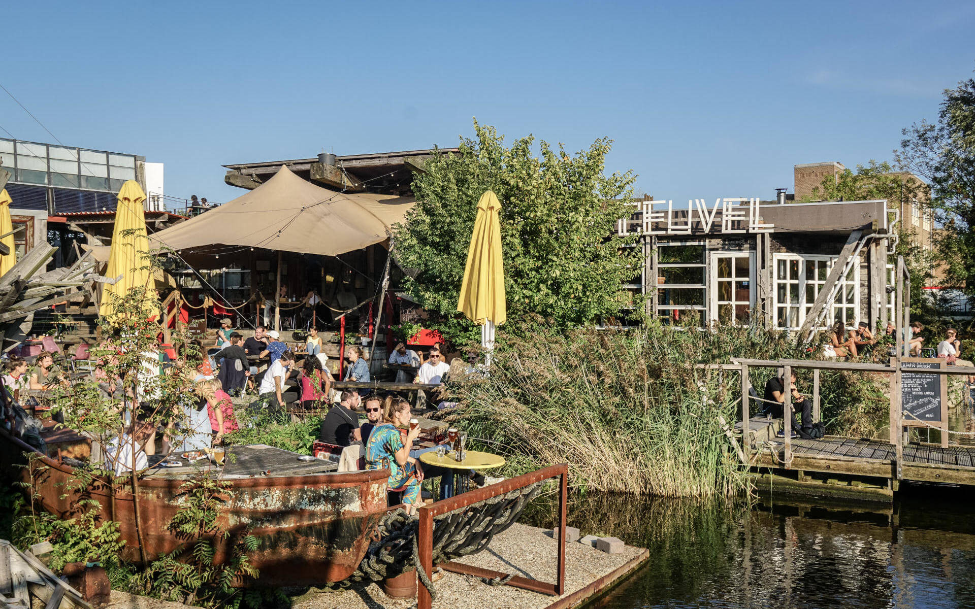 Das de Ceuvel ist definitiv etwas Sehenswertes in Amsterdam für alle, die nachhaltiger leben wollen..