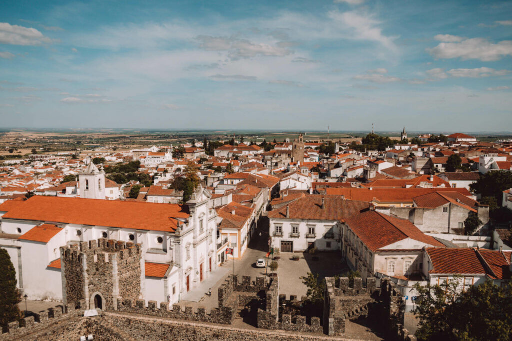 Vom alten Castelo kann man über die gesamte Stadt Beja in Alentejo blicken