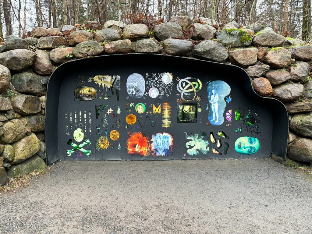 Ein Geheimtipp in Oslo ist der Ekeberg Figurenpark, auf dem sich eine abgefahrene Kunstinstallation befindet.